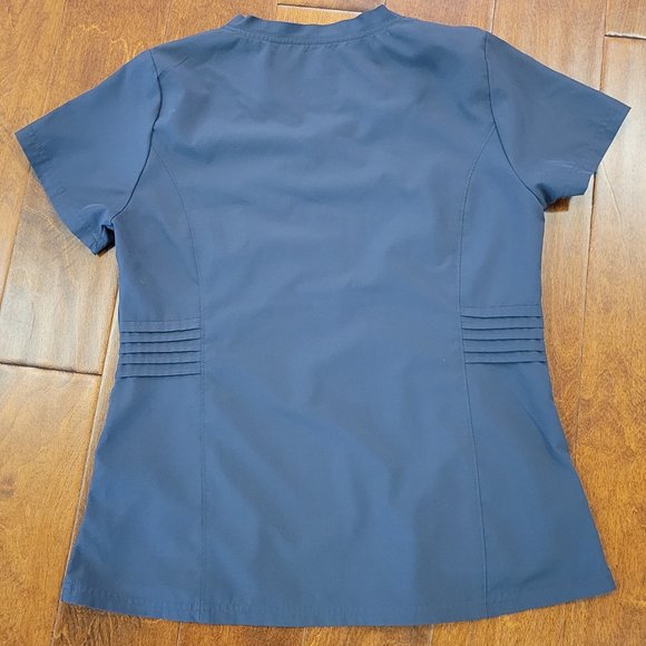 3 FOR 1 BUNDLE - WOMENS NEW YORK LAUNDRY MEDICS SCRUB TOPS-3 TOPS-1 PRICE-SIZE-M - Picture 3 of 9